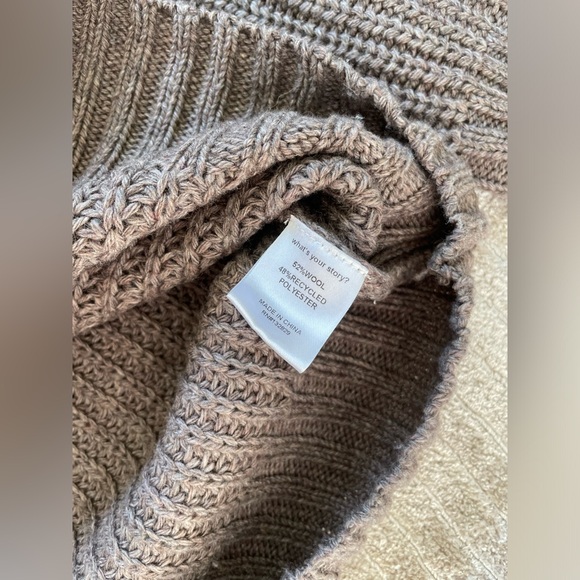 Weekend Stories Wesson turtleneck - Picture 8 of 10